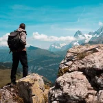 Tips Aman dan Nyaman Saat Traveling ke Destinasi Tropis
