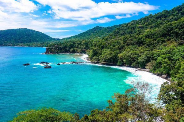 Pantai Werur, Surga Tersembunyi di Ujung Barat Papua