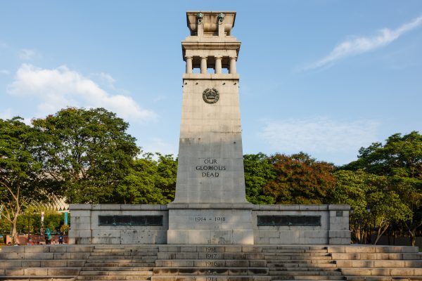 Monumen Perayaan, Simbol Sejarah dan Memori Kolektif