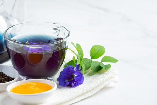 Teh Butterfly Pea, Minuman Alami yang Cantik dan Kaya Manfaat